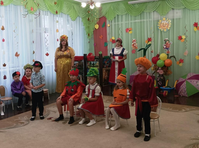 Осенние народные гулянья Осенние народные гулянья.